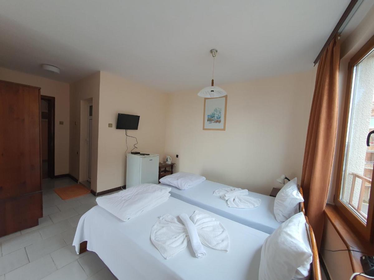 Lazur Hotel Ravda Exterior foto
