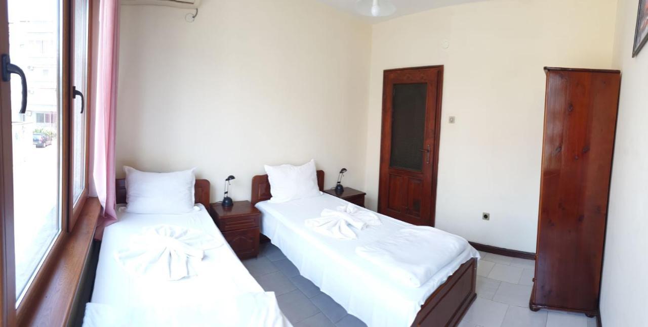 Lazur Hotel Ravda Exterior foto